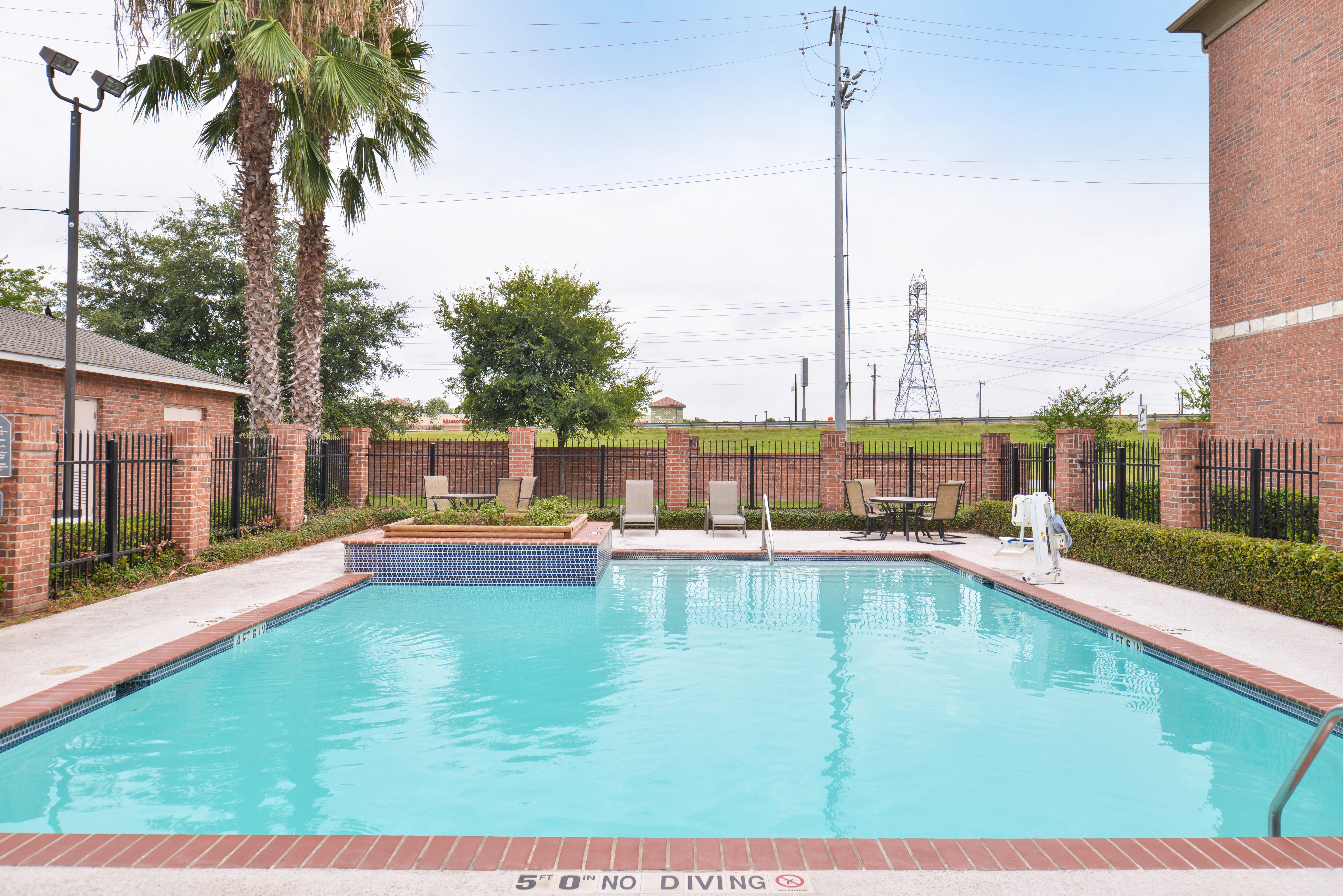 Holiday Inn Express & Suites San Antonio South Zewnętrze zdjęcie