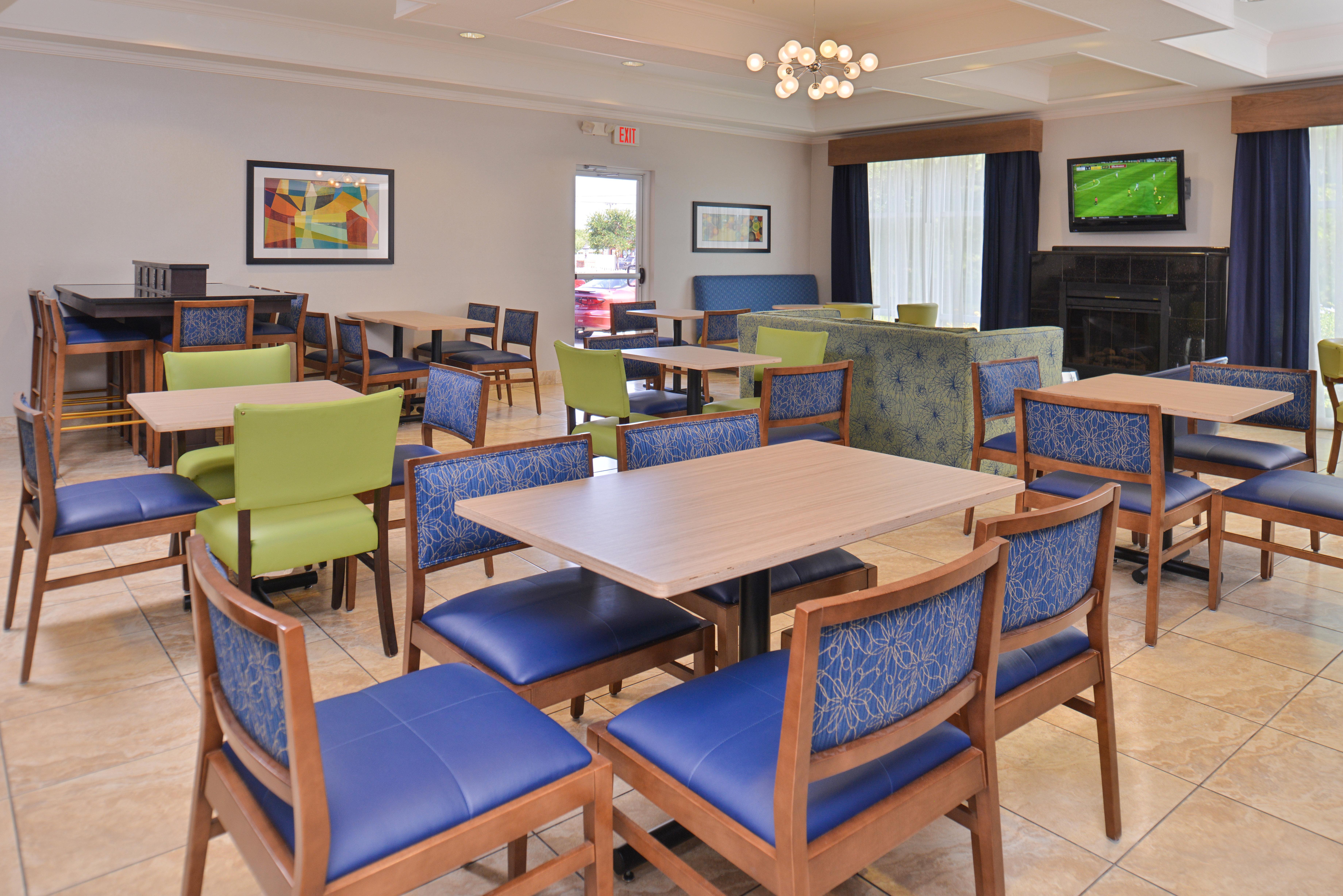 Holiday Inn Express & Suites San Antonio South Zewnętrze zdjęcie